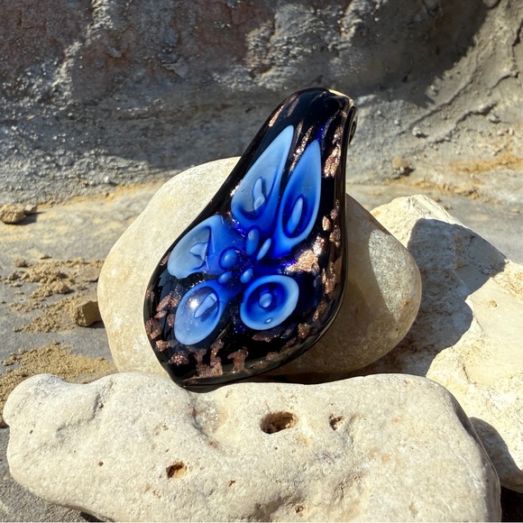 Authentic Vintage Murano Italian Hand Blown Lamp Work Glass Pendant - Picture 1 of 5